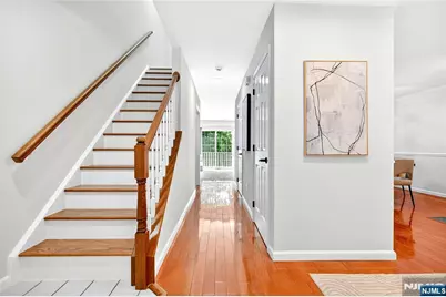 2249 Margaret Court, Mahwah, NJ 07430 - Photo 9