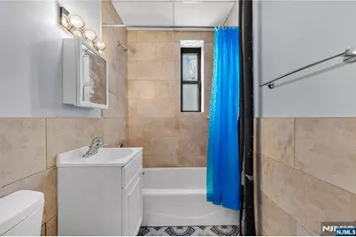 303 Hamilton Place A4 #A4, Hackensack, NJ 07601 - Photo 15