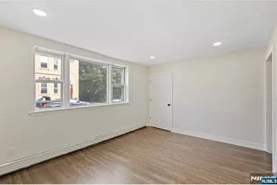 86 Farnham Avenue, Garfield, NJ 07026 - Photo 9