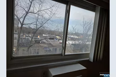 333 Grand Avenue 3K #3K, Palisades Park, NJ 07650 - Photo 5