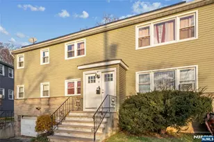 18 Gifford Ct, Maplewood, NJ 07040 - Photo 3