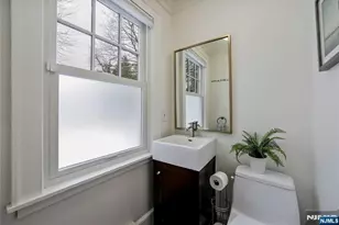 17 Collinwood Rd, Maplewood, NJ 07040 - Photo 13