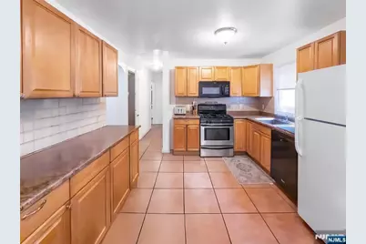 19 Bedford Road, Dumont, NJ 07628 - Photo 7