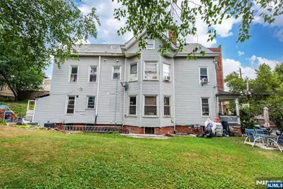 247 Hope Avenue, Passaic, NJ 07055 - Photo 5