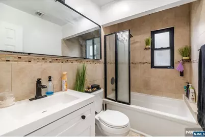 659 River Road, Teaneck Township, NJ 07666 - Photo 9