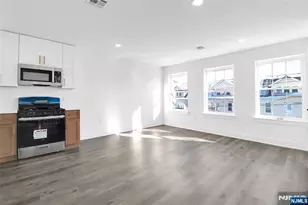 173 Columbia Ave, Irvington, NJ 07111 - Photo 17