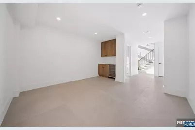 117 Henry Street, Palisades Park, NJ 07650 - Photo 37