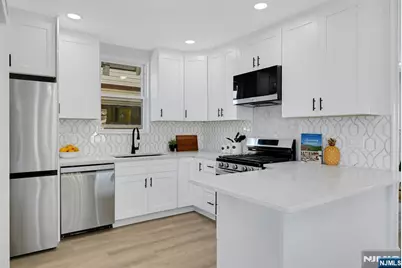 256 Ellery Avenue, Newark, NJ 07106 - Photo 11