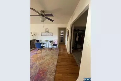 280-320 Oak Street 320C #320C, Ridgewood, NJ 07450 - Photo 3