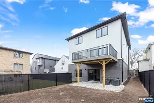 428 Lafayette Ave, Cliffside Park, NJ 07010 - Photo 45