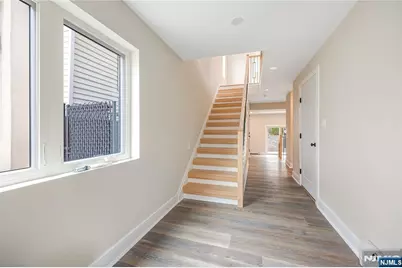 428 Lafayette Avenue, Cliffside Park, NJ 07010 - Photo 3
