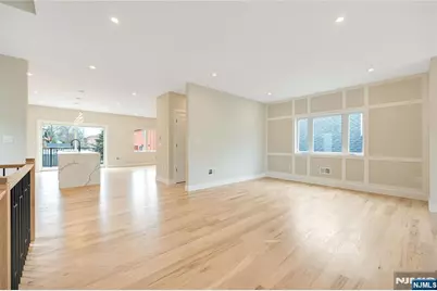 428 Lafayette Avenue, Cliffside Park, NJ 07010 - Photo 21