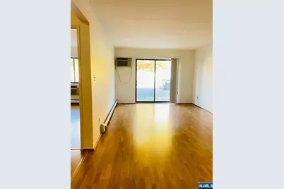 550 Central Avenue 9 #9, Harrison, NJ 07029 - Photo 5