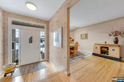 19 Fox Run Road, Allendale, NJ 07401 - Photo 3