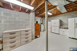 19 Fox Run Rd, Allendale, NJ 07401 - Photo 33