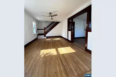 44 Hickory Avenue, Bergenfield, NJ 07621 - Photo 3