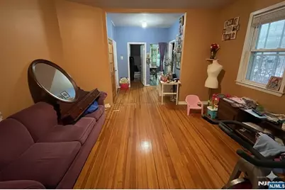 555 Anderson Avenue, Cliffside Park, NJ 07010 - Photo 11