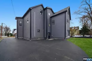 28 Irving St, Montclair, NJ 07042 - Photo 39