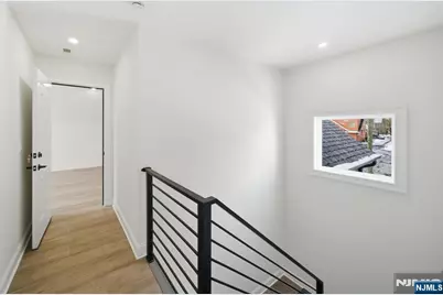 28 Irving Street, Montclair, NJ 07042 - Photo 33