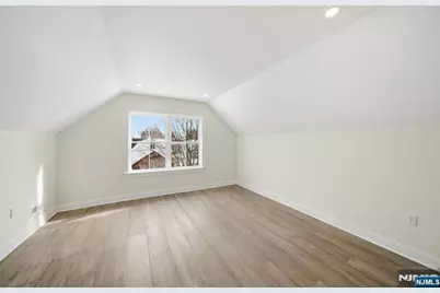 28 Irving Street, Montclair, NJ 07042 - Photo 13