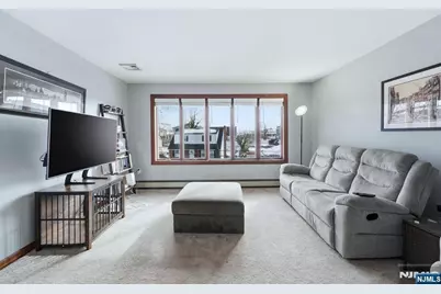 243 Newark Avenue 2 #2, Lyndhurst Township, NJ 07071 - Photo 9