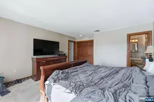 243 Newark Ave 2, Lyndhurst Township, NJ 07071 - Photo 27