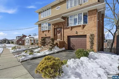 243 Newark Avenue 2 #2, Lyndhurst Township, NJ 07071 - Photo 3