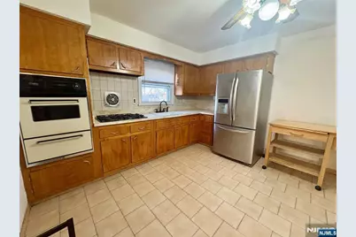 30 E Kennedy Street 2 #2, Hackensack, NJ 07601 - Photo 9