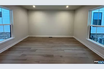 61 Willow Lane 31 #31, Parsippany, NJ 07054 - Photo 5