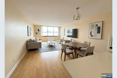 770 Anderson Avenue 2G #2G, Cliffside Park, NJ 07010 - Photo 9