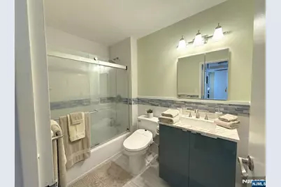 770 Anderson Avenue 2G #2G, Cliffside Park, NJ 07010 - Photo 7