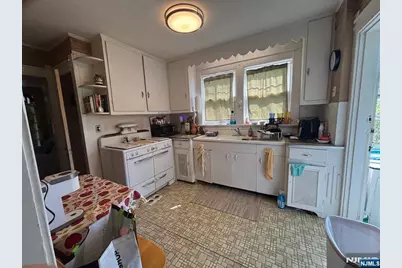 2 Park Drive, West Orange Township, NJ 07052 - Photo 11