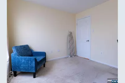 37 Boston Court 311 #311, Newark, NJ 07103 - Photo 15