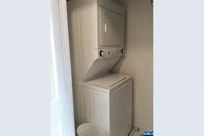 170 Maple Street, Fairview, NJ 07022 - Photo 15