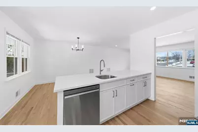 496 Prospect Avenue, Dumont, NJ 07628 - Photo 13