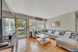 22 Bannehr St, Oakland, NJ 07436 - Photo 7