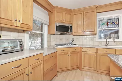 374 Annette Court, Wyckoff Township, NJ 07481 - Photo 13