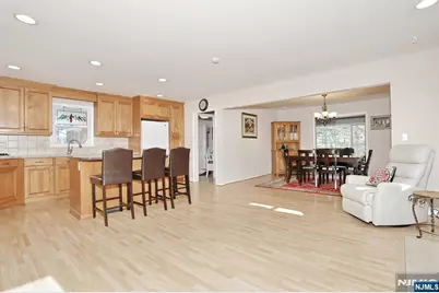 374 Annette Court, Wyckoff Township, NJ 07481 - Photo 11