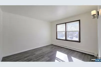 388 Garibaldi Avenue, Lodi, NJ 07644 - Photo 9