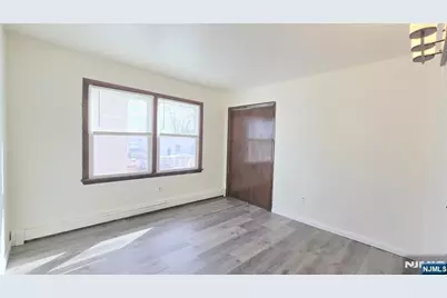 388 Garibaldi Avenue, Lodi, NJ 07644 - Photo 11