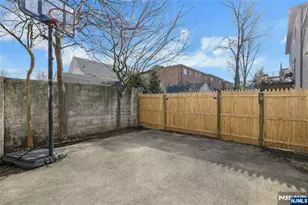 251 Grant Ave, Cliffside Park, NJ 07010 - Photo 15