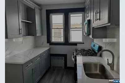 80 Roosevelt Avenue, Dumont, NJ 07628 - Photo 3