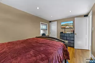 288 Sussex Rd, Wood Ridge, NJ 07075 - Photo 15