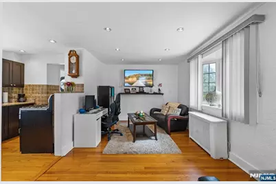 288 Sussex Road, Wood Ridge, NJ 07075 - Photo 3