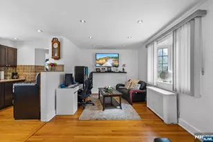 288 Sussex Rd, Wood Ridge, NJ 07075 - Photo 3