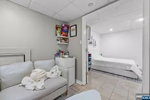 288 Sussex Rd, Wood Ridge, NJ 07075 - Photo 23