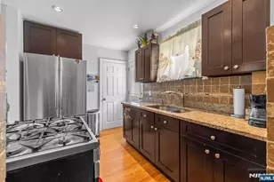 288 Sussex Rd, Wood Ridge, NJ 07075 - Photo 9