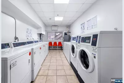 333 Grand Avenue 4B #4B, Palisades Park, NJ 07650 - Photo 17