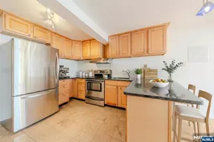 333 Grand Ave 4B, Palisades Park, NJ 07650 - Photo 5