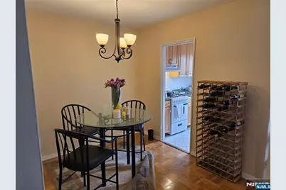 415 Clairmont 4A #4A, Montclair, NJ 07042 - Photo 9